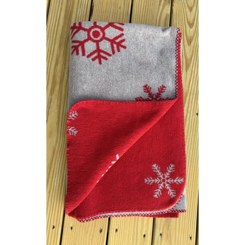 INUP Home Portugal Christmas Snowflake Blanket Red Gray 47x56 Holiday Cotton X